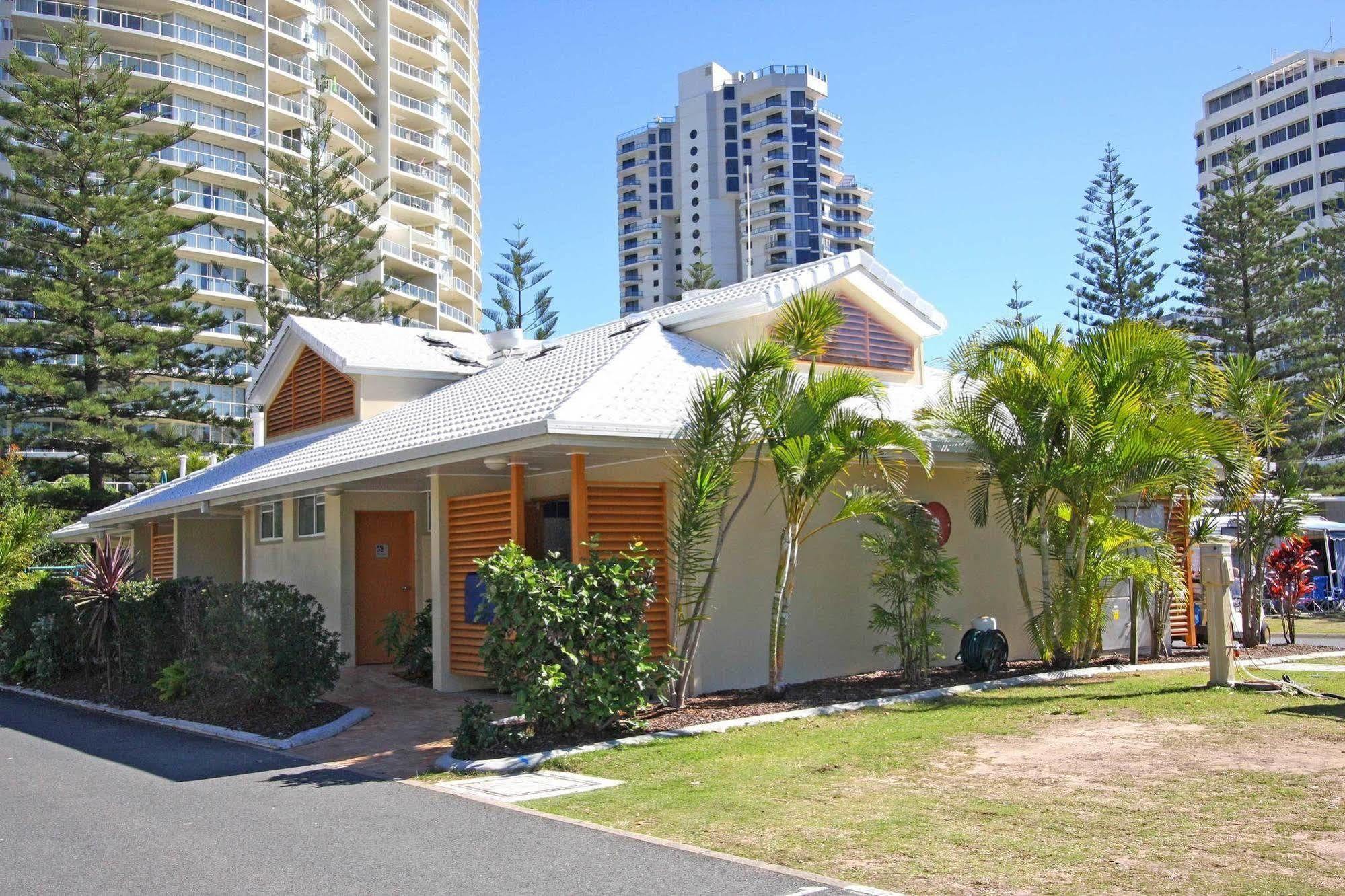 Main Beach Tourist Park Exterior photo